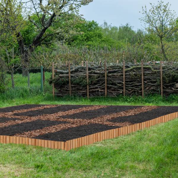 Rasenkante Holz 20 cm hoch Braun - Holzwerkstoff - 120 x 20 x 2 cm