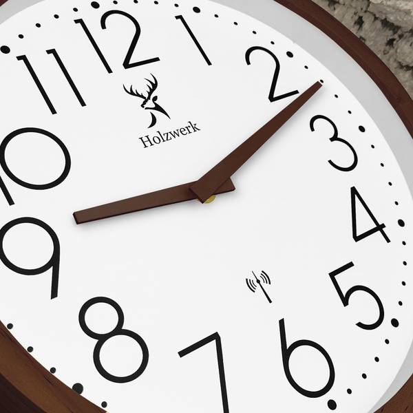 Funk-Wanduhr KRONBERG Braun - Weiß - Glas - Metall - Massivholz - 30 x 30 x 4 cm