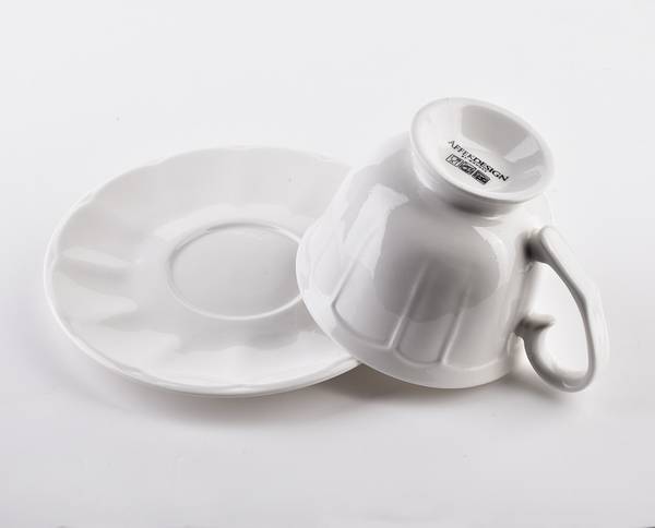 Tasse mit Untertasse HELLA Weiß - Porzellan - 8 x 15 x 8 cm