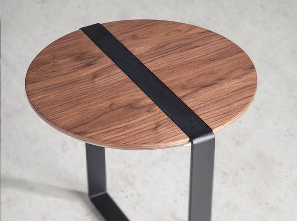 Table d'angle ronde noyer et acier noir Marron - Acier - Zinc - 50 x 52 x 50 cm