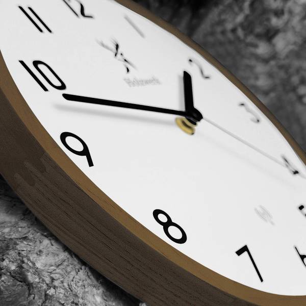 Funk-Wanduhr PAPENBERG Braun - Weiß - Metall - Massivholz - 25 x 25 x 2 cm