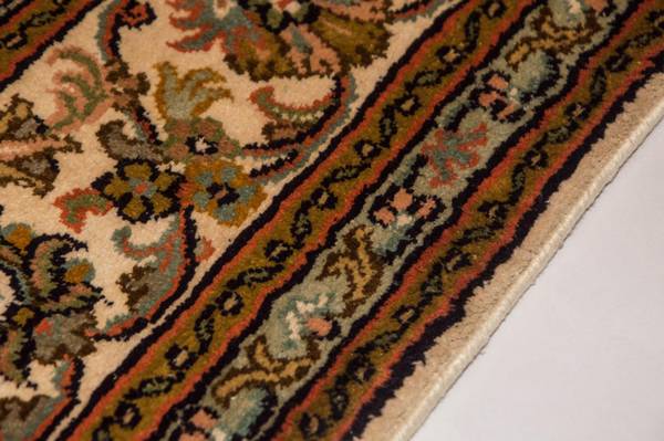 Handgeknüpft Kurzflorteppiche Beige - Seide - 124 x 1 x 184 cm