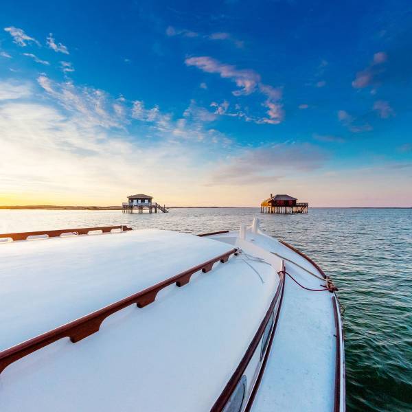 Tableau mural Pinasse cabane Bleu - Porcelaine fine - Verre - 30 x 30 x 1 cm