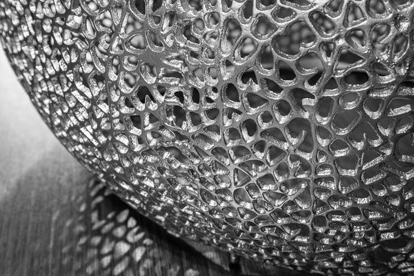 Couchtisch LEAF Silber - Metall - 80 x 41 x 80 cm