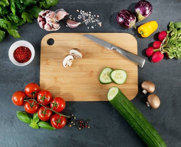 Bambus-Schneidebrett M, 28 x 20 cm Beige - Bambus - 28 x 1 x 20 cm