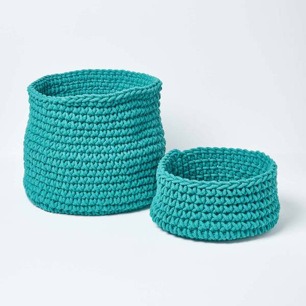 Gestrickter Aufbewahrungskorb runder Türkis