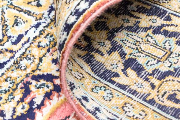 Handgeknüpft Kurzflorteppiche Pink - Seide - 105 x 1 x 169 cm