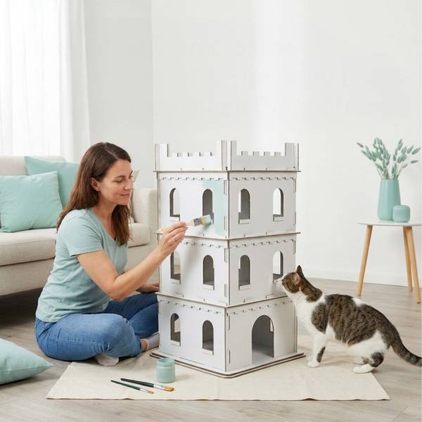 Katzenburg XL aus Pappe Weiß