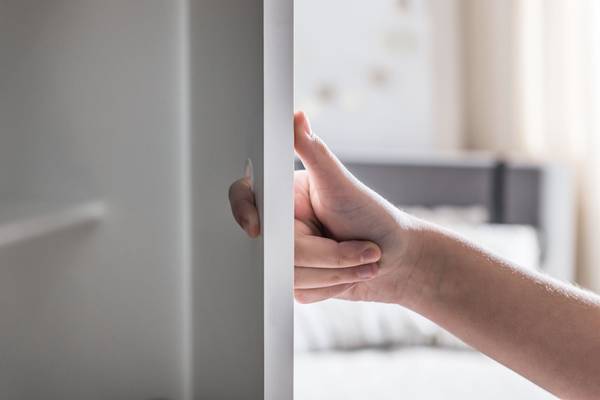 2-türiger Kleiderschrank CONCEPT Schwarz - Dunkelgrau - Hellgrau - Weiß