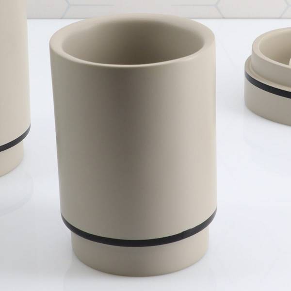 Zahnputzbecher Longan Beige - Harz - 7 x 10 x 7 cm