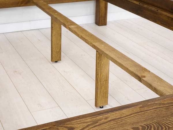 Bed Rustyk Mieszko II Ligoppervlak breedte: 180 cm
