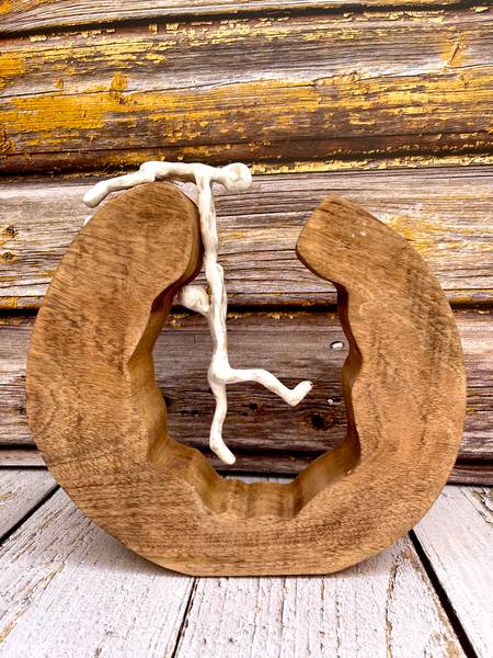 Teamgeist Handgefertigte Kletternde Braun - Weiß - Massivholz - 28 x 30 x 6 cm