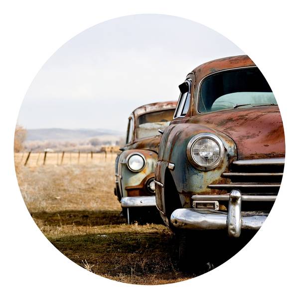 Fototapete Old Rusted Cars Vlies - Mehrfarbig