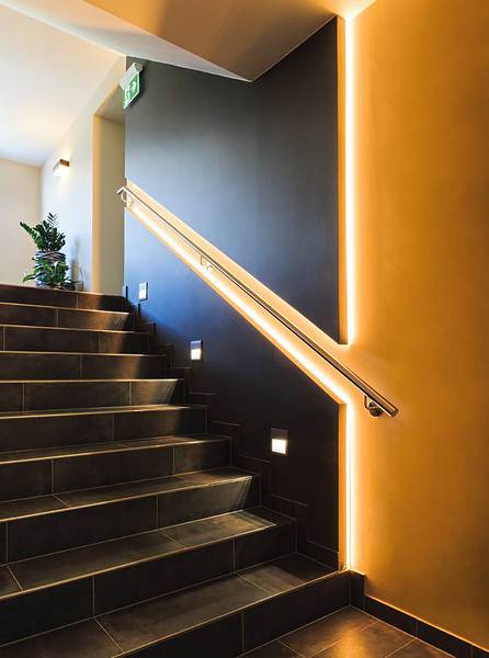 LED-plafondlamp Stripe-Z polycarbonaat - 8-lichts