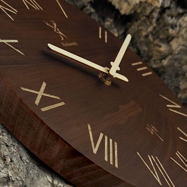 Funk-Wanduhr LAUENAU Braun - Metall - Massivholz - 40 x 40 x 3 cm