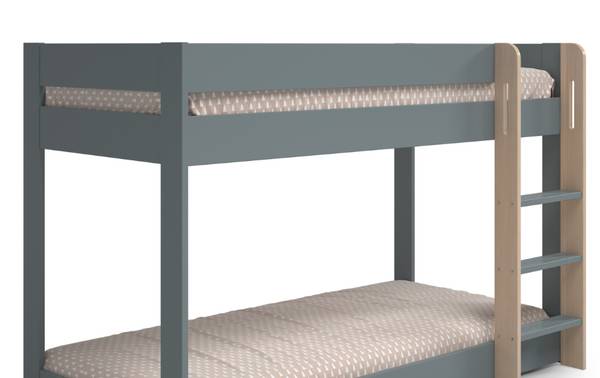 Montessori LAURA groen - plaatmateriaal op houtbasis - 108 x 132 x 197 cm