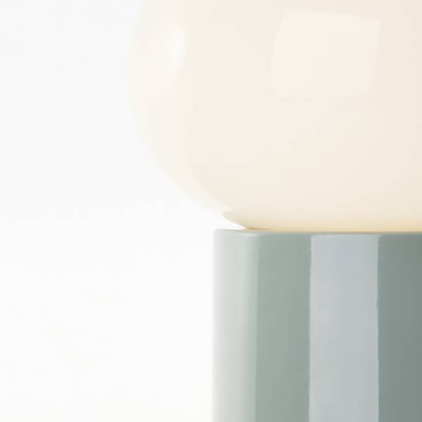 Tischleuchte mit weißem Glas, 25 cm Grün