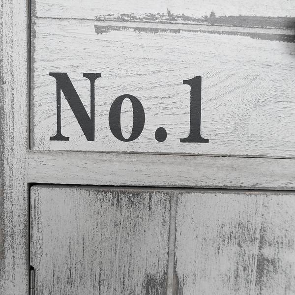 Kommode Nadi I Paulownia teilmassiv - Antik Weiß - 104 cm