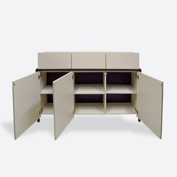 Holzkommode mit Metallfüßen BOSTON I Braun - Eiche - 155 x 100 x 35 cm