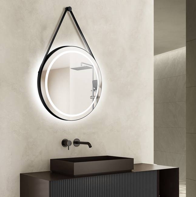 Beleuchteter Spiegel Talos mit Lederband 50 x 50 x 2cm Schwarz/Matt Schwarz Rahmen: Aluminium, lackiert 50 x 50 x 2cm