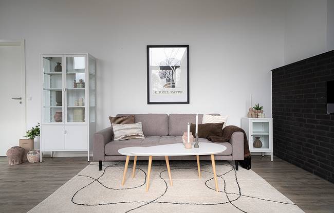 Vitrinenschrank Dalby 80 x 180 x 35cm Weiß/Weiß