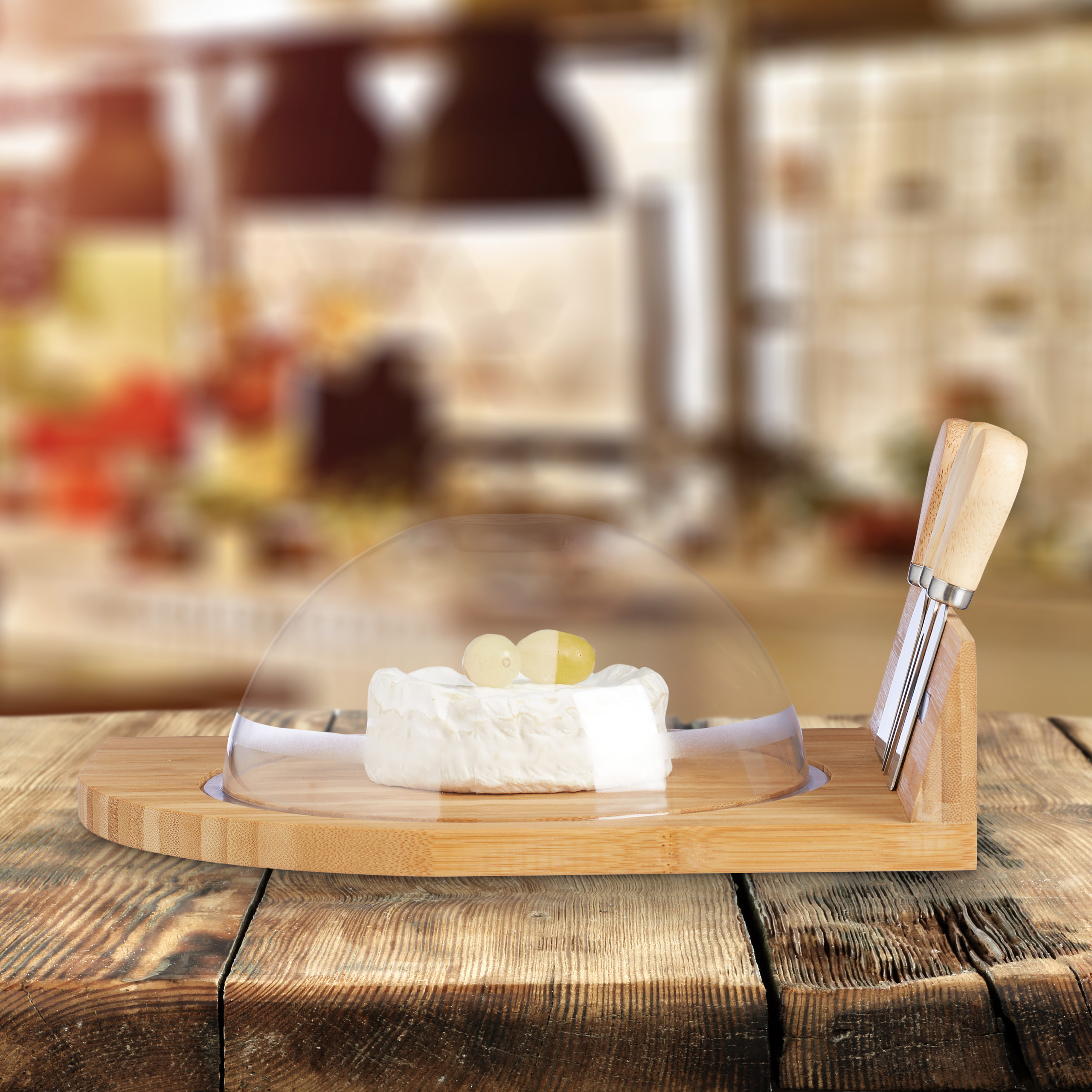 Plateau de fromage en acacia avec cloche en verre