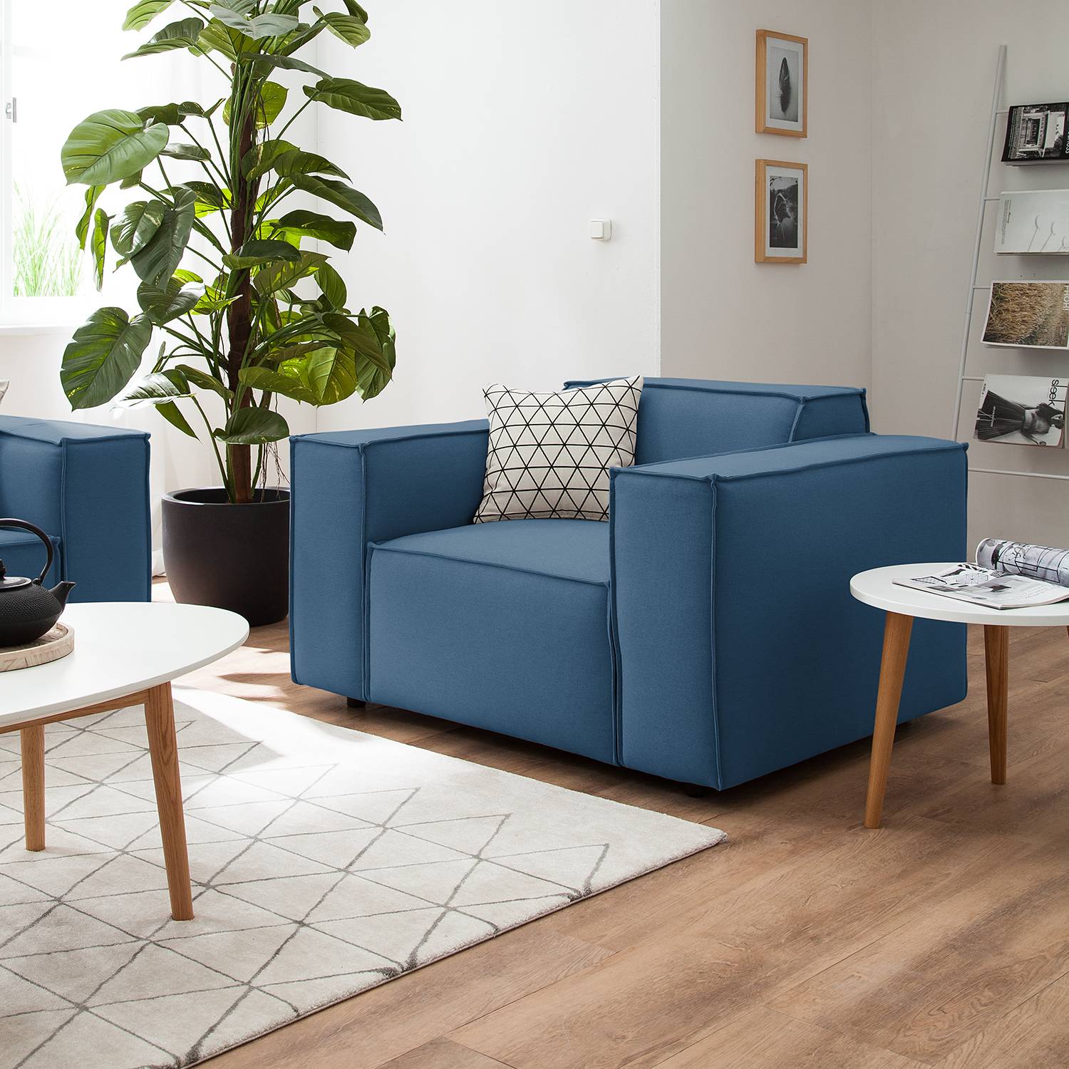 home24 Sessel Kinx Dunkelblau Strukturstoff 120x72x96 cm (BxHxT)
