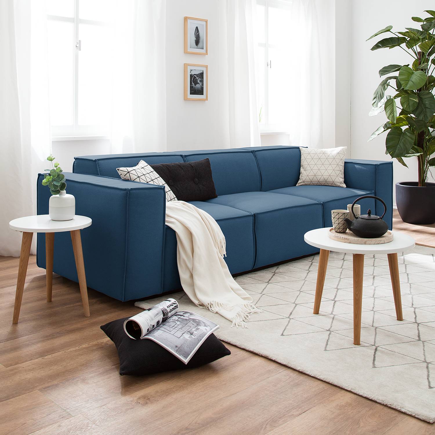home24 Sofa Kinx 3-Sitzer Dunkelblau Strukturstoff 260x72x96 cm (BxHxT) Modern