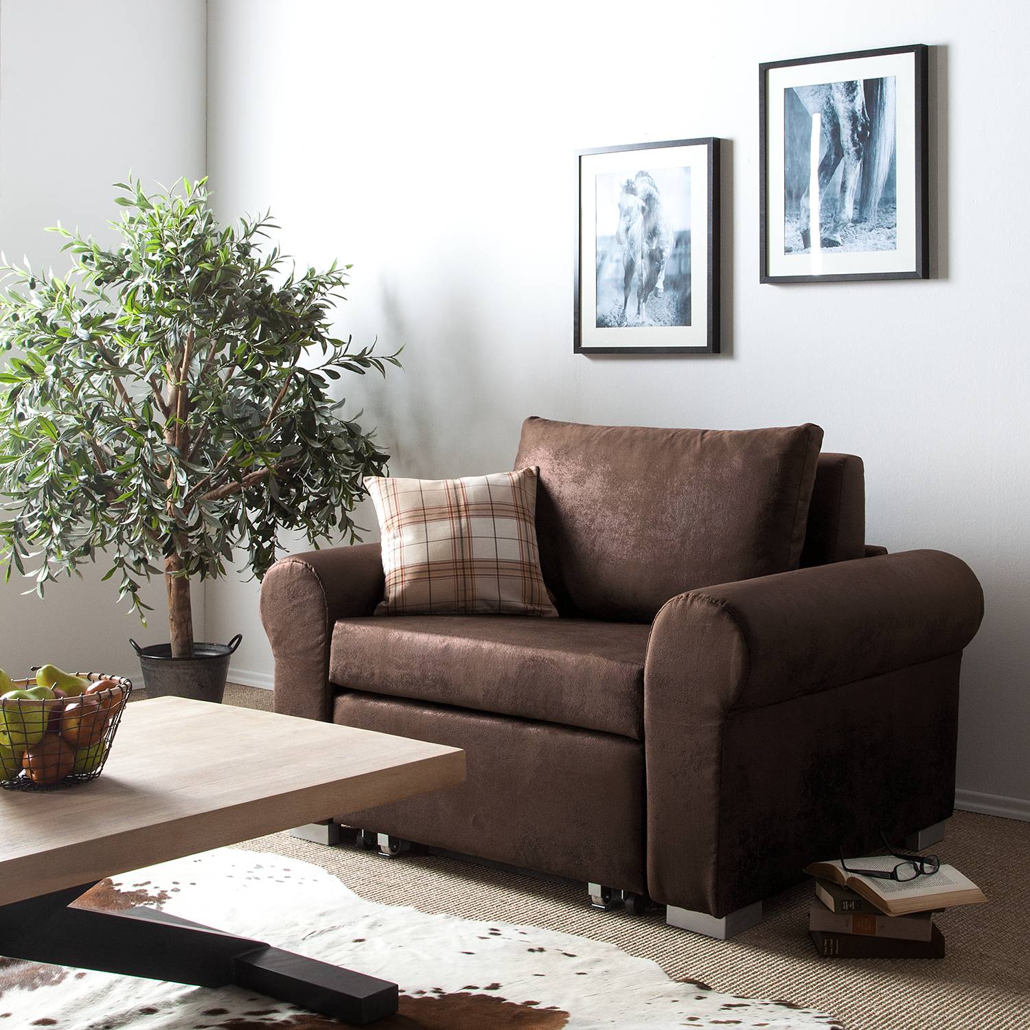home24 mooved Schlafsessel Latina Dunkelbraun Microfaser mit Schlaffunktion/Bettkasten 125x90x90 cm (BxHxT)