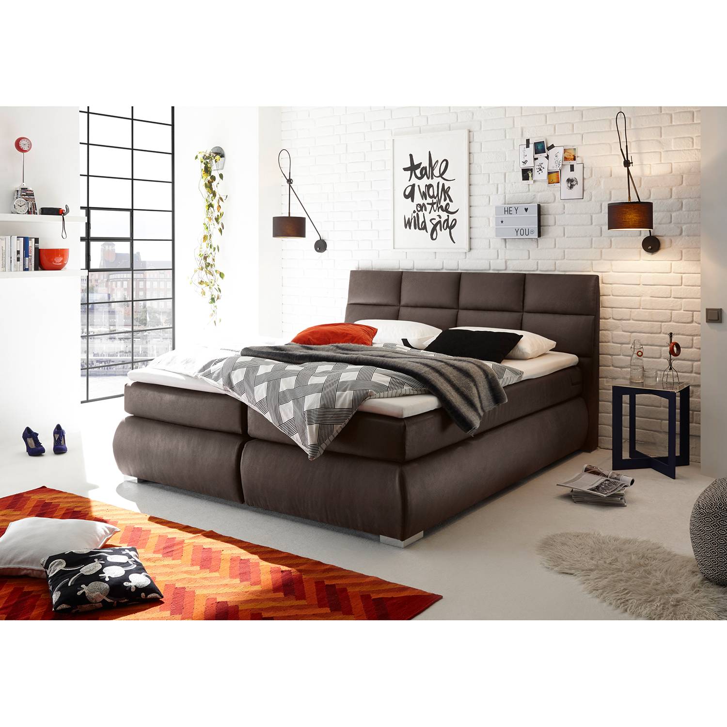 home24 Fredriks Boxspringbett Malm 180x200 cm Microfaser Dunkelbraun mit Bettkästen/Matratze/Topper
