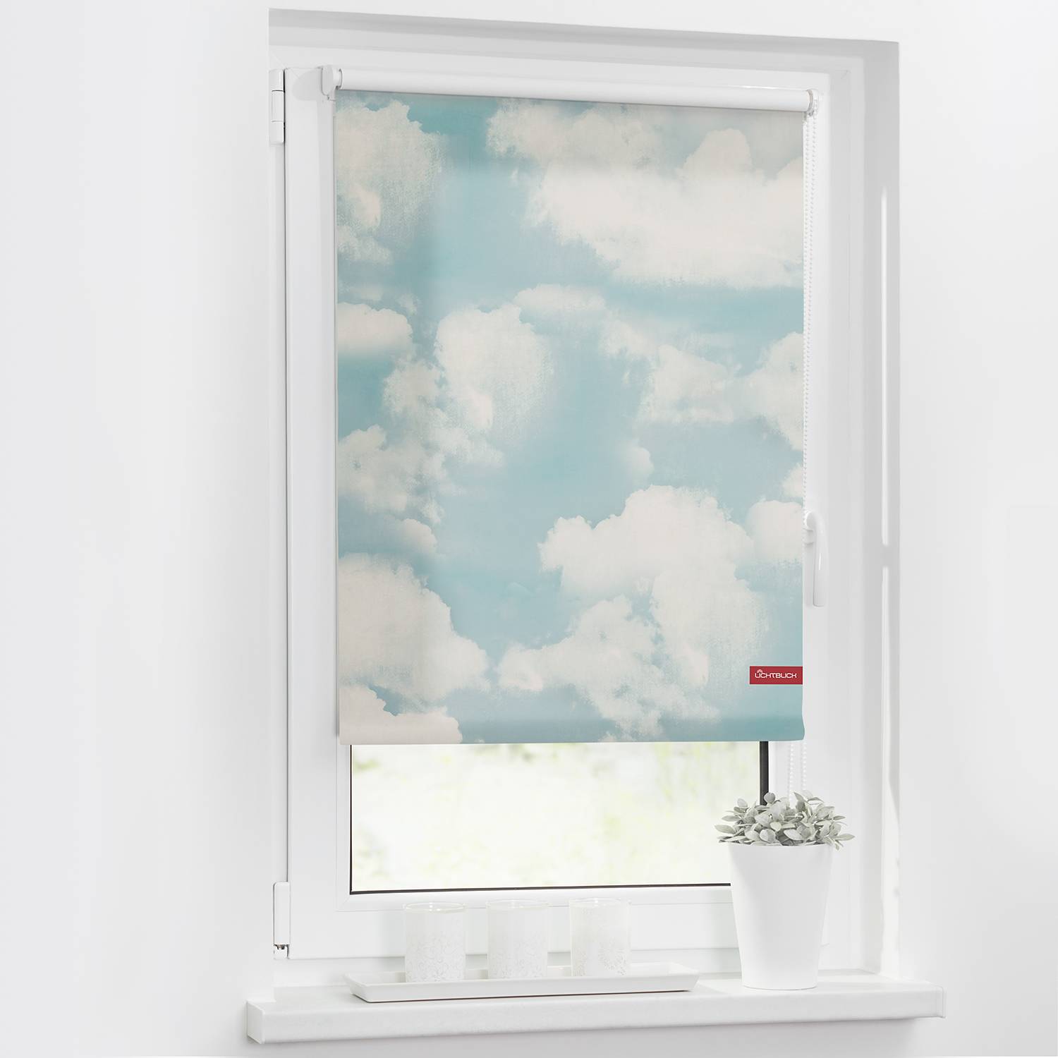 Store enrouleur nuages