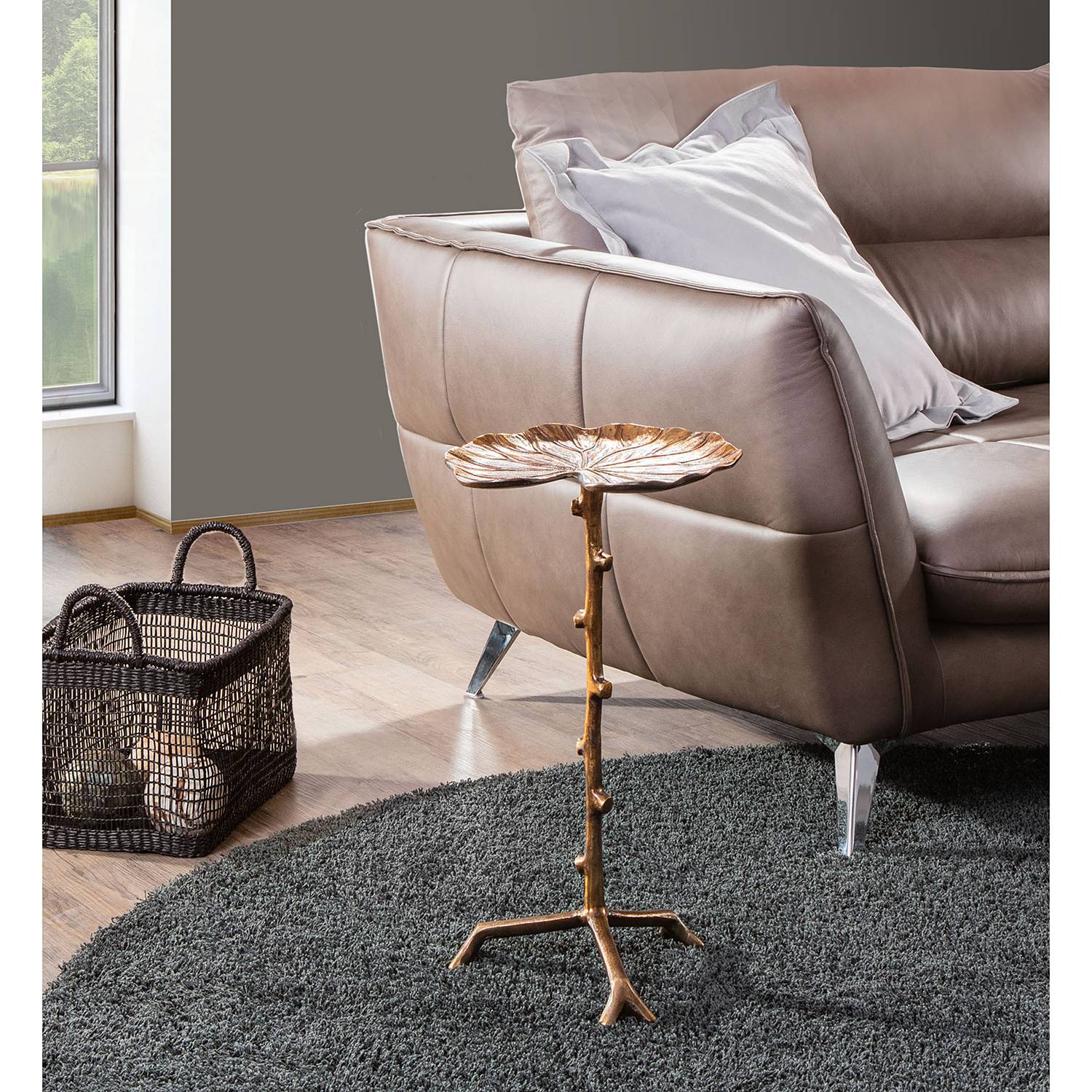 home24 Jack & Alice Beistelltisch Beeville Aluminium Bronze Boho 30x56x29 cm (BxHxT)