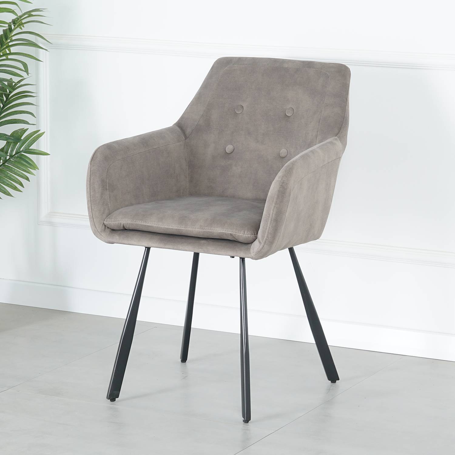 Chaise à accoudoirs Yuna