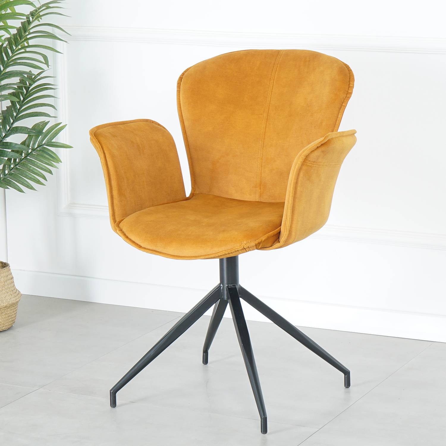 Chaise à accoudoirs Yves