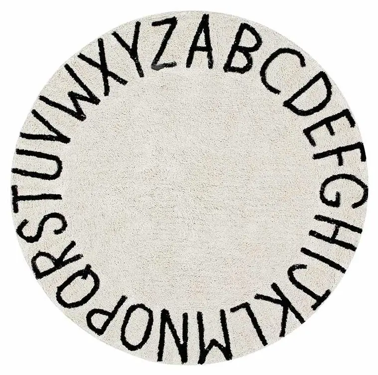 Teppich mit Buchstabenmuster