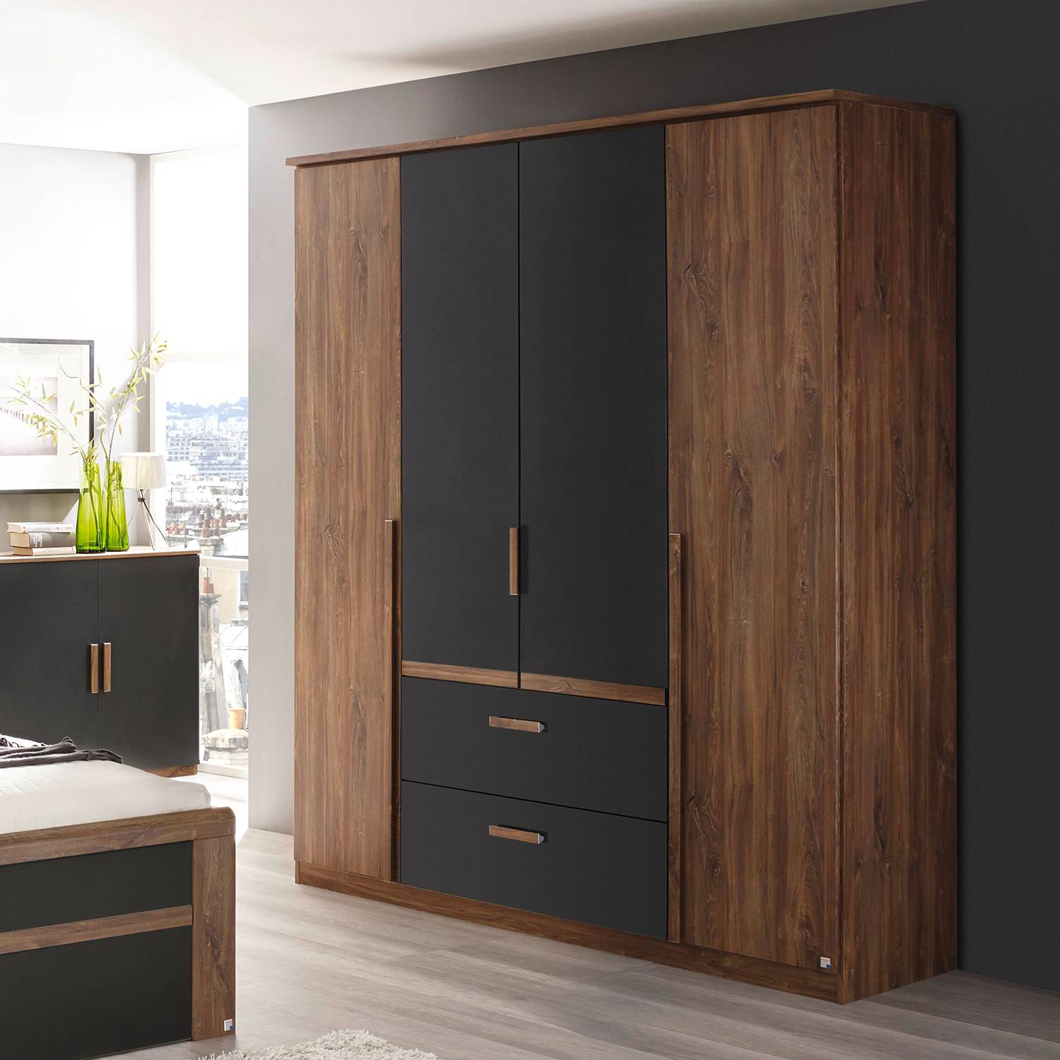 home24 Rauch Pack´s Drehtürenschrank Bernau Eiche Stirling/Anthrazit 181x212x56 cm (BxHxT) 4-türig Spanplatte Modern