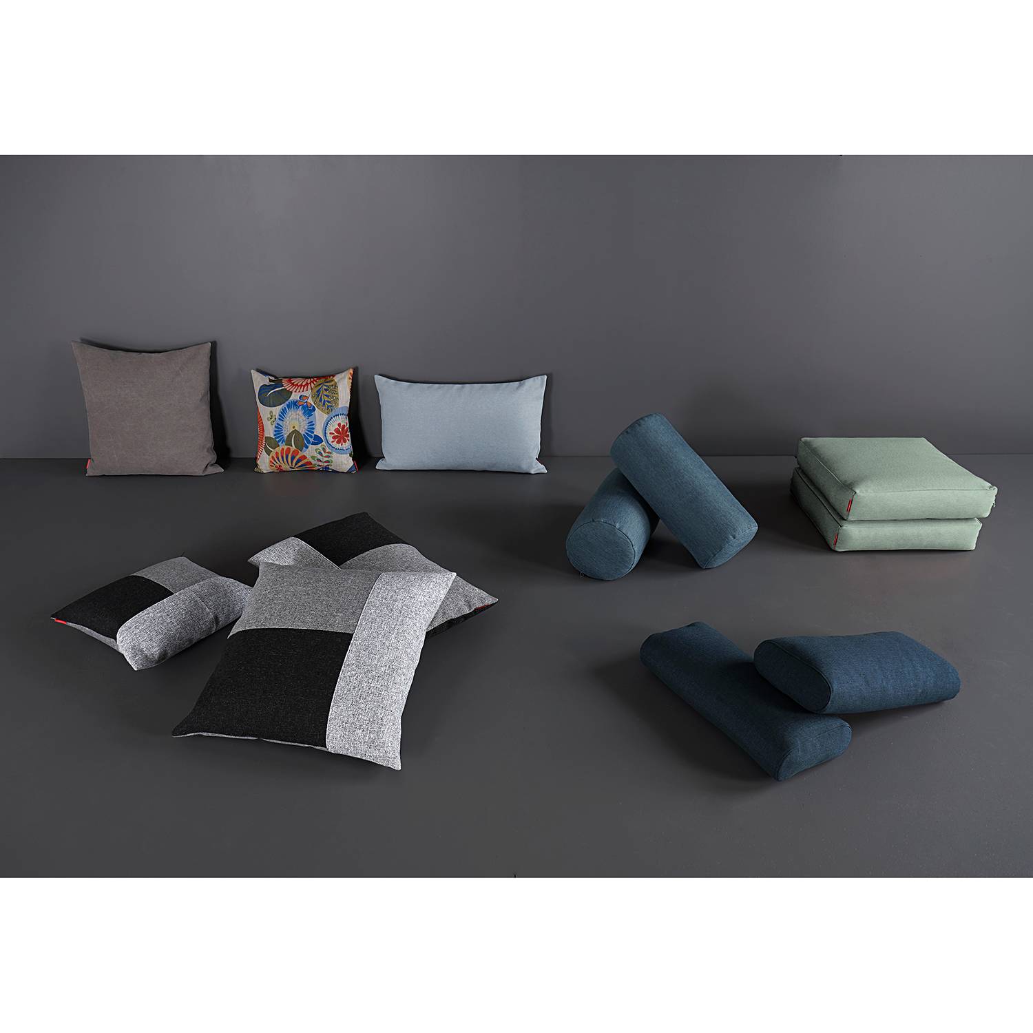 home24 Innovation Möbel Kissen Sqare Cushions Hellblau Webstoff 50x11x50 cm (BxHxT) Skandi