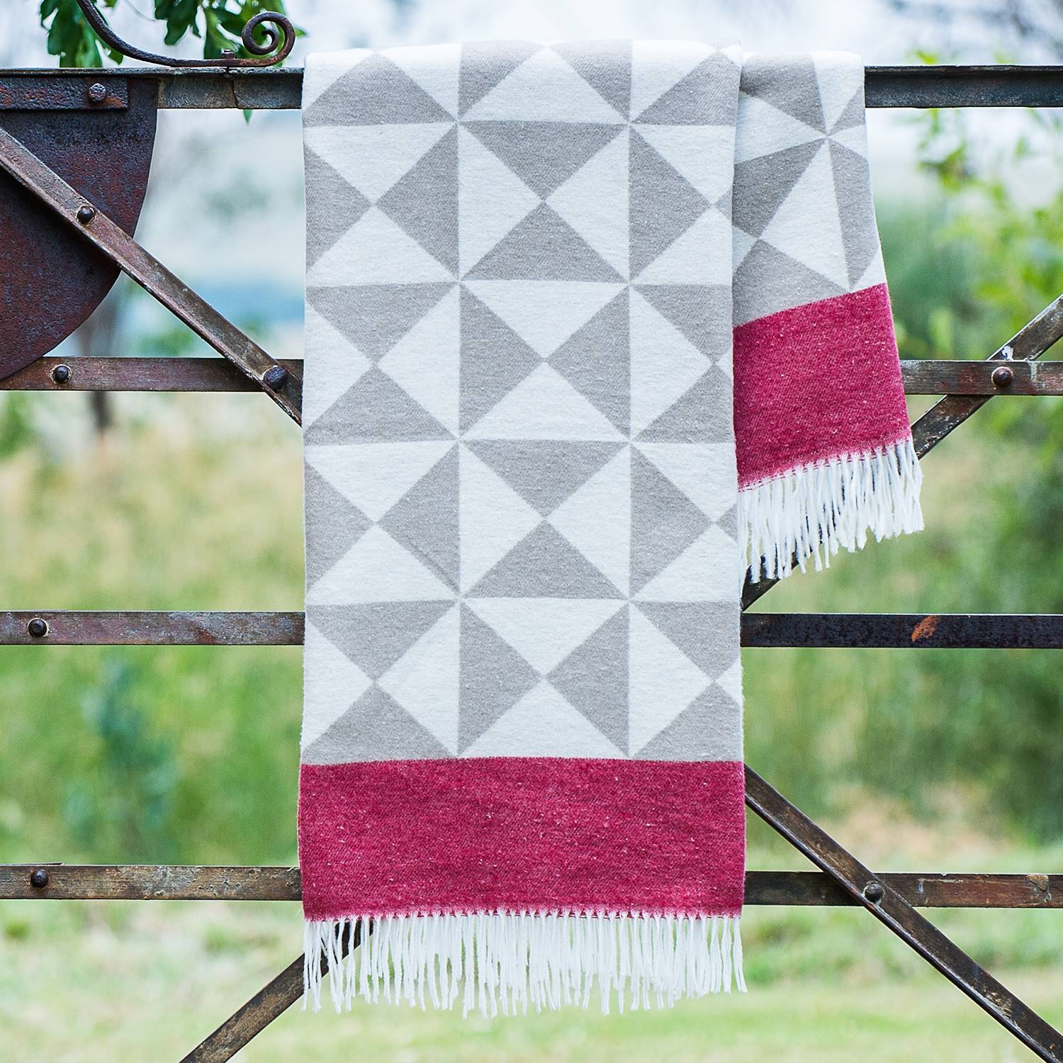 Plaid Amanda Triangels