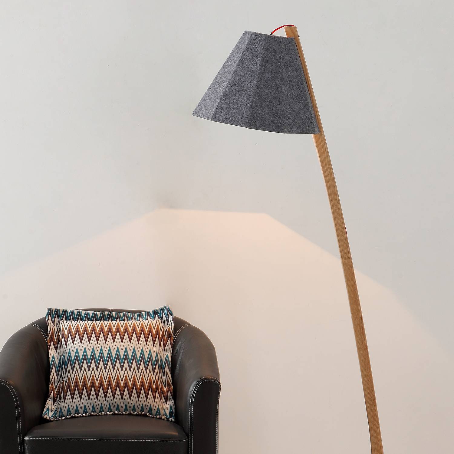 Staande Lamp Kamari Loistaa loistaa kopen in de aanbieding Staande Lamp Kamari Loistaa loistaa kopen in de aanbieding