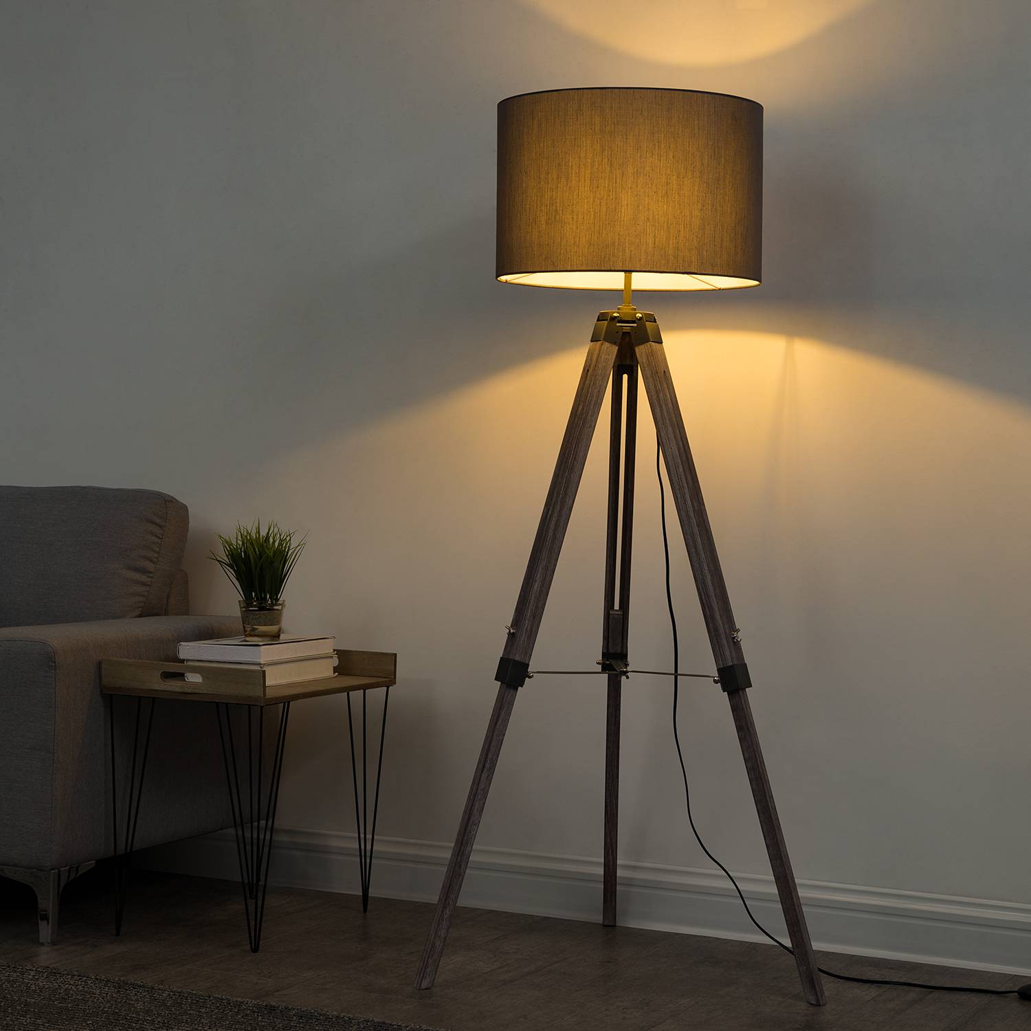 Staande Lamp Tripod Pam Loistaa loistaa kopen in de aanbieding Staande Lamp Tripod Pam Loistaa loistaa kopen in de aanbieding