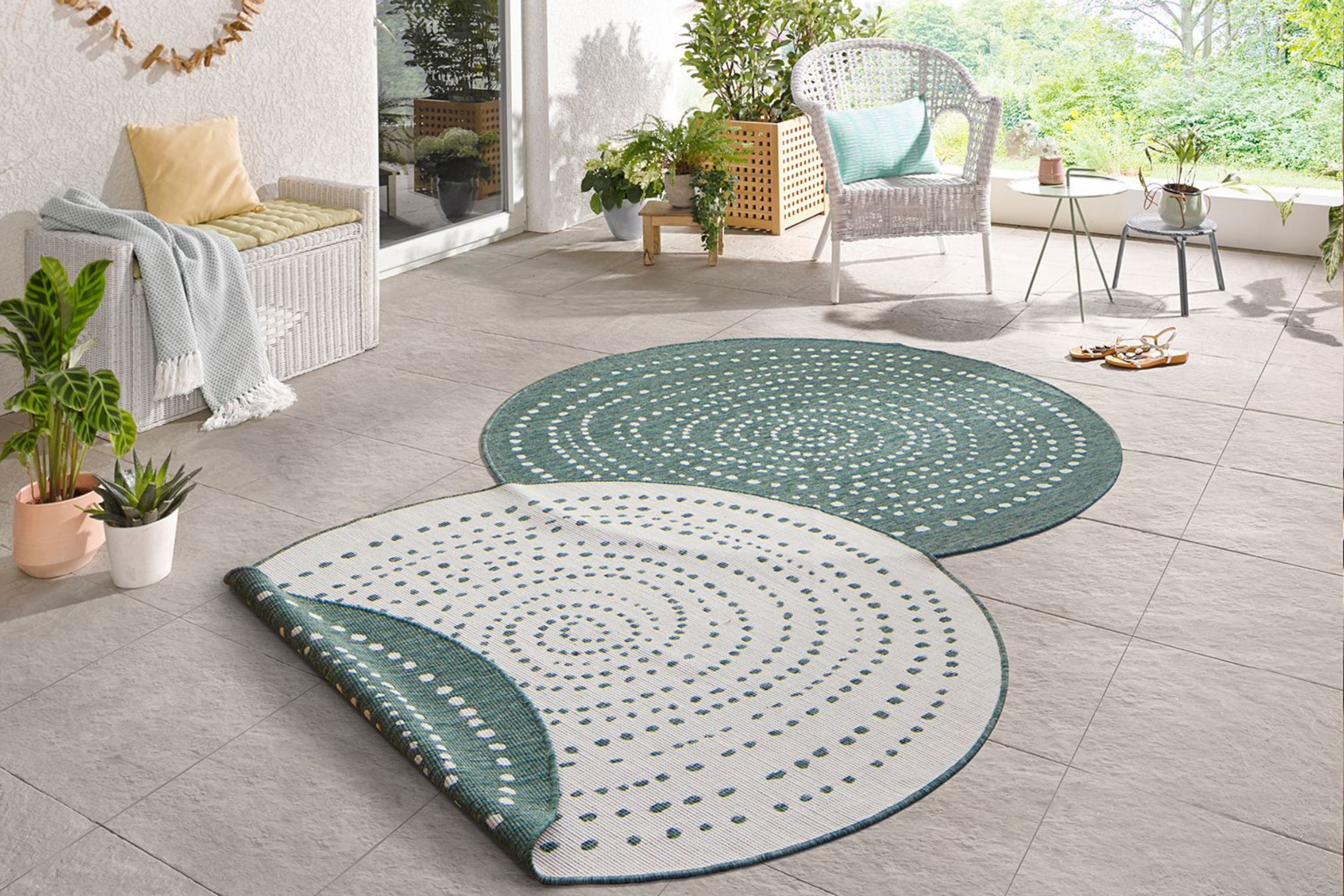 Runde Outdoor-Teppiche aus Baumwolle in Wintergarten