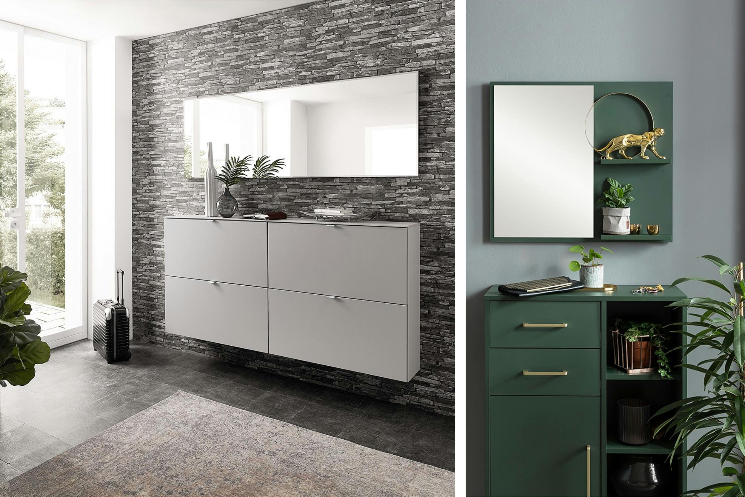 Zwei rechteckige Garderobenspiegel, die jeweils über einem Schrank (in Grau links, in Olivengrün r.) im Flurbereich hängen.