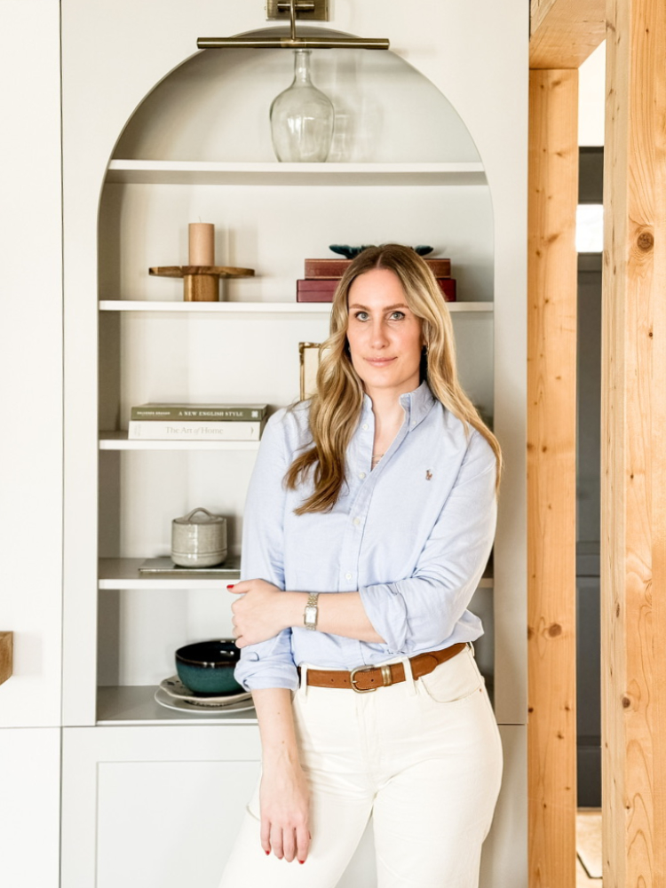 Nora-Aileen Koch von Studio Olivia Interior Portraitfoto