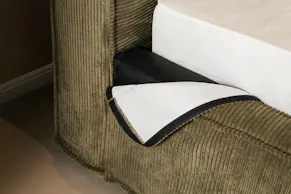 Detailbild vom Polsterbett KINX mit olivgrünem Cordstoff Poppy als Wechselbezug