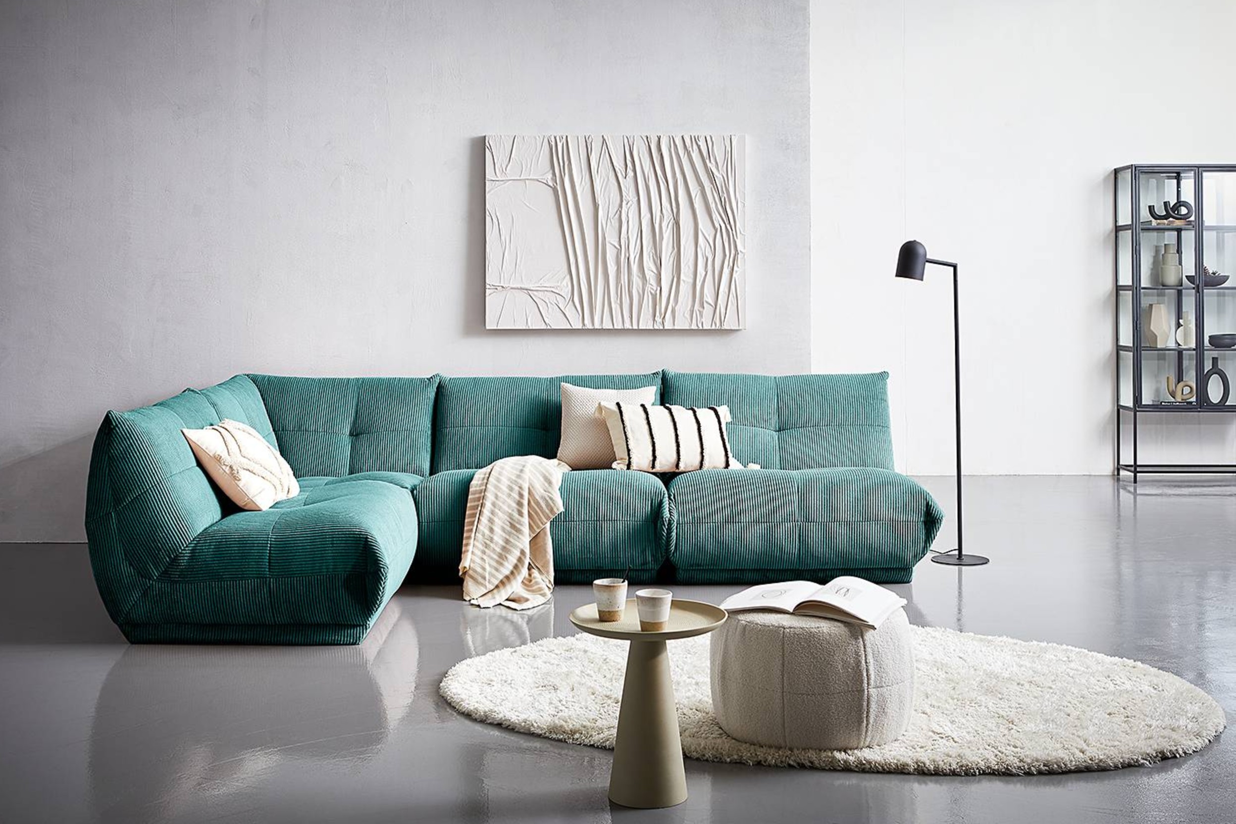 Grünes, flexibles Modulsofa aus Cordstoff, modern und vielseitig kombinierbar