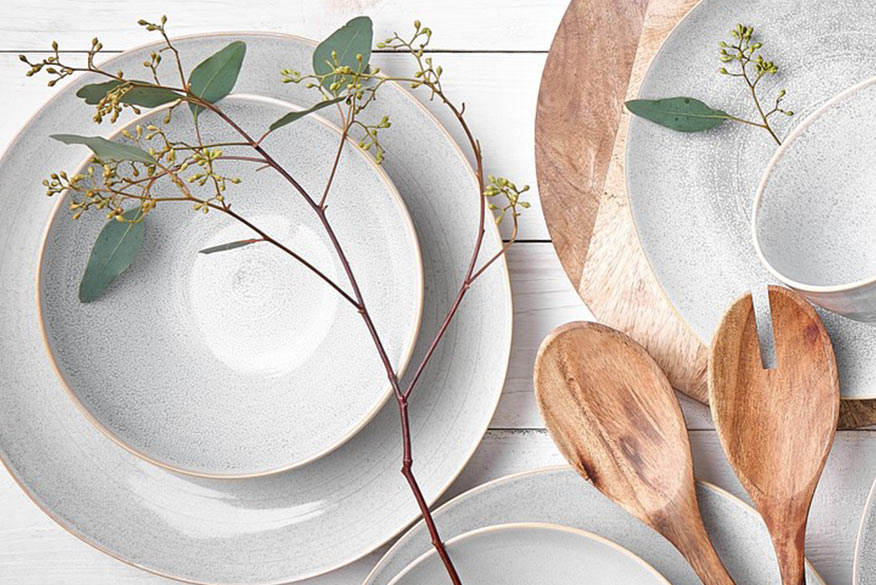 Helle Keramikvasen von BUTLERS